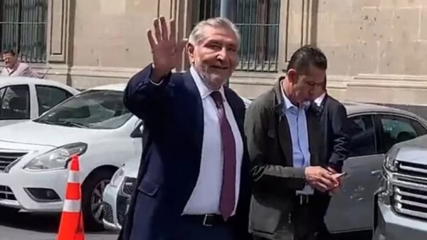 Declina Adán Augusto a reintegrarse: AMLO