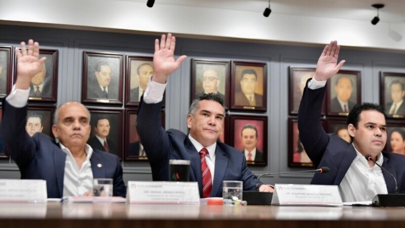 “Purga” en el PRI, expulsa a Osorio Chong y Ruiz Massieu