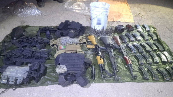 Decomisan arsenal de armas largas en Sonora