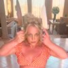 Britney Spears vuelve a preocupar a sus fans por bailar con cuchillos