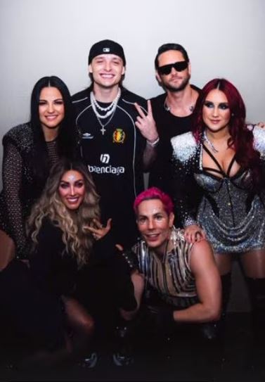 Peso Pluma y RBD Peso Pluma y RBD