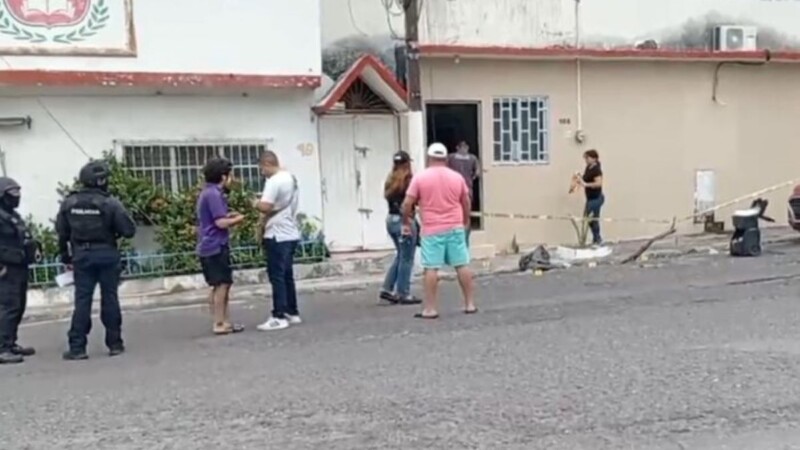 Ejecutan a abuelita mientras barría el frente de su vivienda