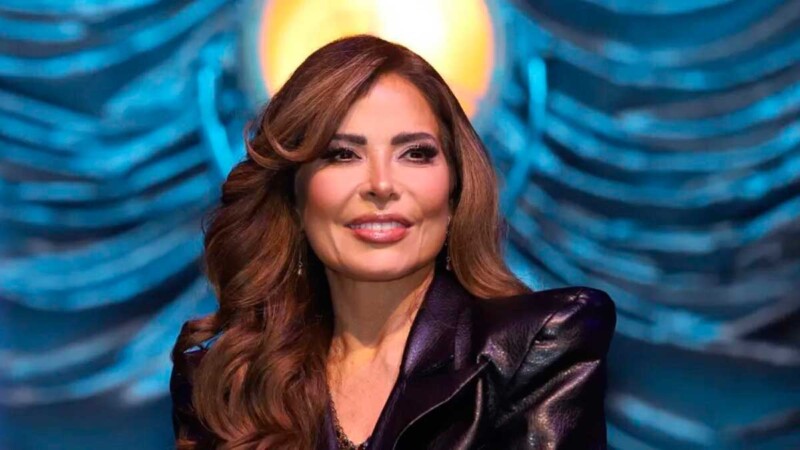 Gloria Trevi acude a la PGR y responde a denuncia por fraude