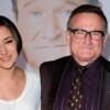 Hija de Robin Williams explota contra la IA por recrear voz de su padre