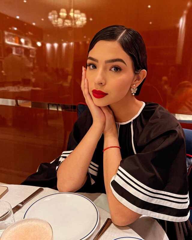 Pese a tener contrato vigente, Gussy Lau no tiene contacto con Ángela Aguilar