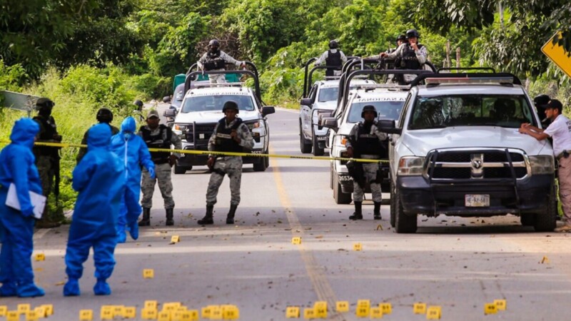 Despliegue de 300 miembros de la GN en Coyuca: AMLO