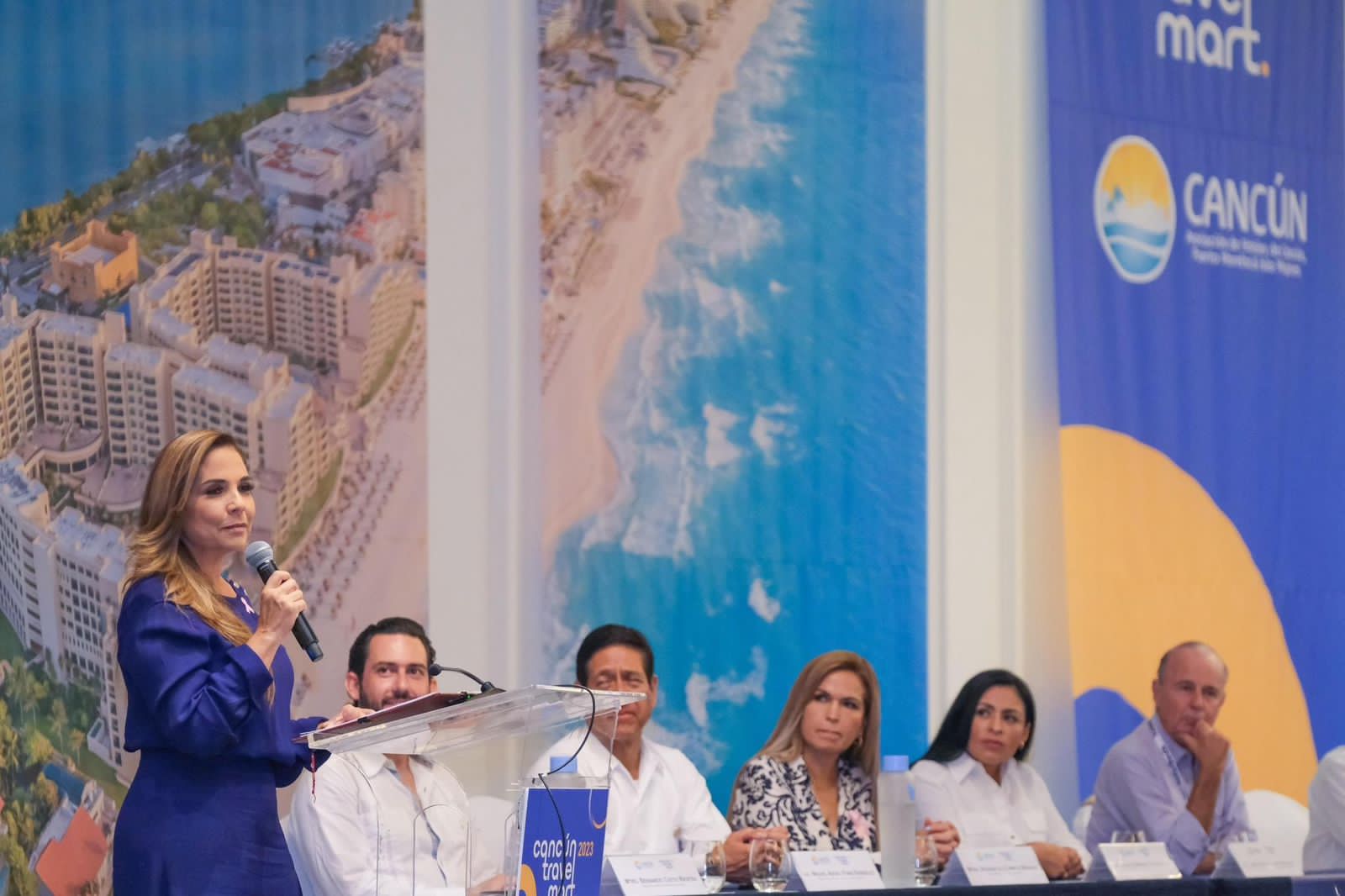 Quintana Roo refrenda su liderazgo turístico en Travel Mart 2023; la gobernadora Mara Lezama inauguró el evento y destacó que la entidad vive una nueva etapa.