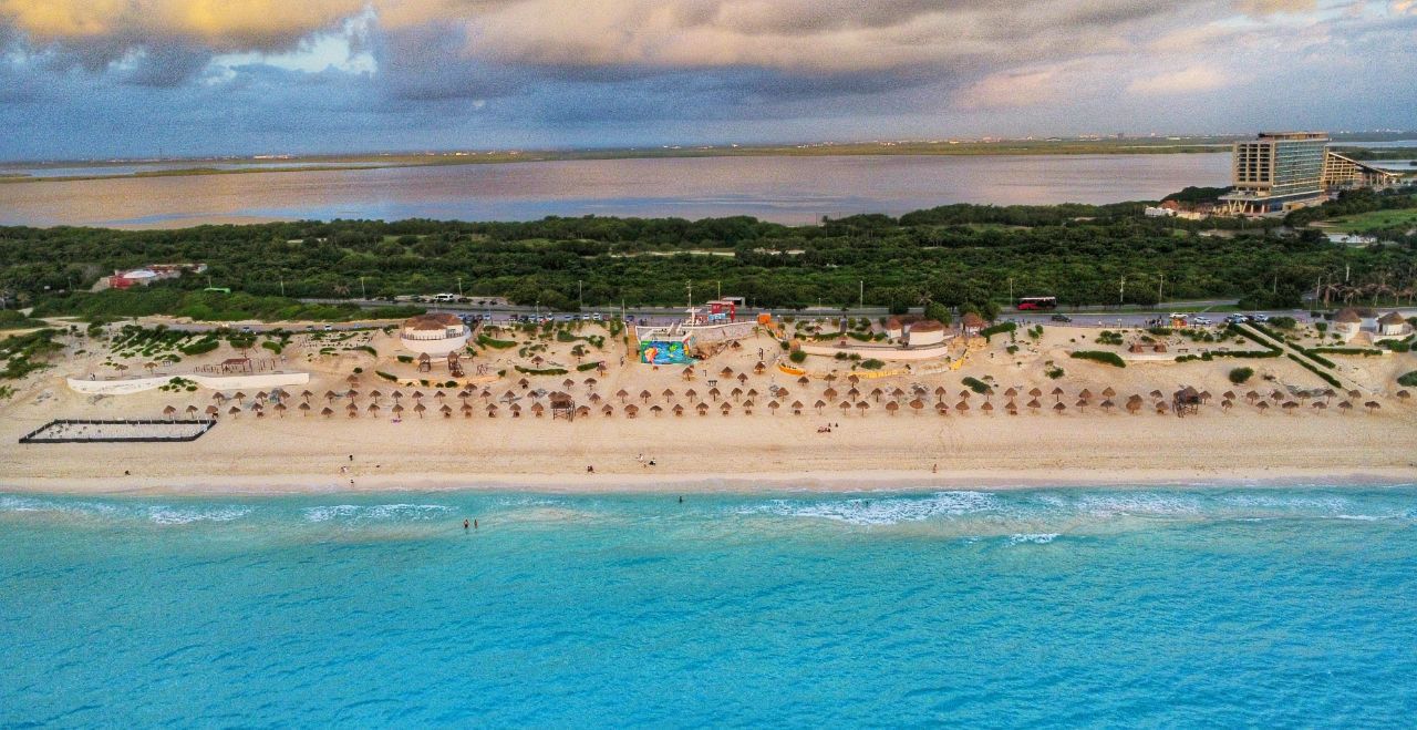 Registra el Caribe Mexicano importante actividad turística; a pesar de ser temporada baja, destinos mantienen cifras de hasta un 64% de ocupación.