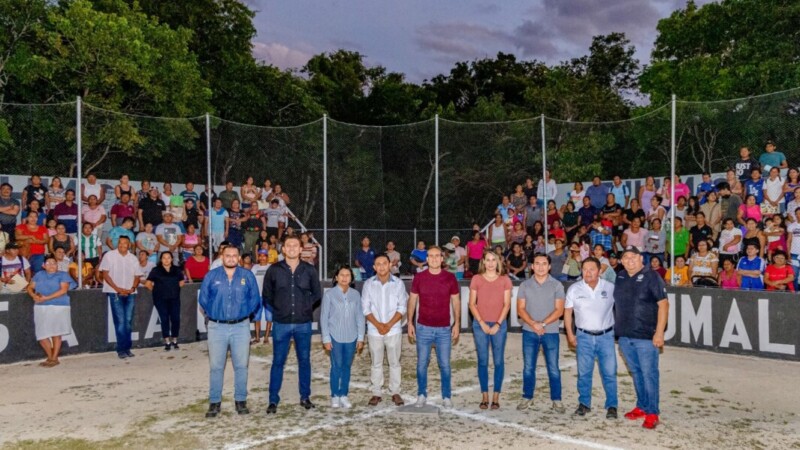 Diego Castañón le cumple a Akumal con nuevas instalaciones deportivas.