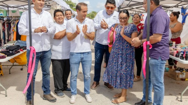 Diego Castañón inaugura el Tianguis del Bienestar en la colonia Tumben Kaa