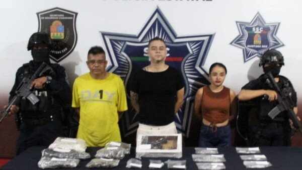 Detenidos por delitos contra la salud y portación de arma en la Región 104 de Cancún