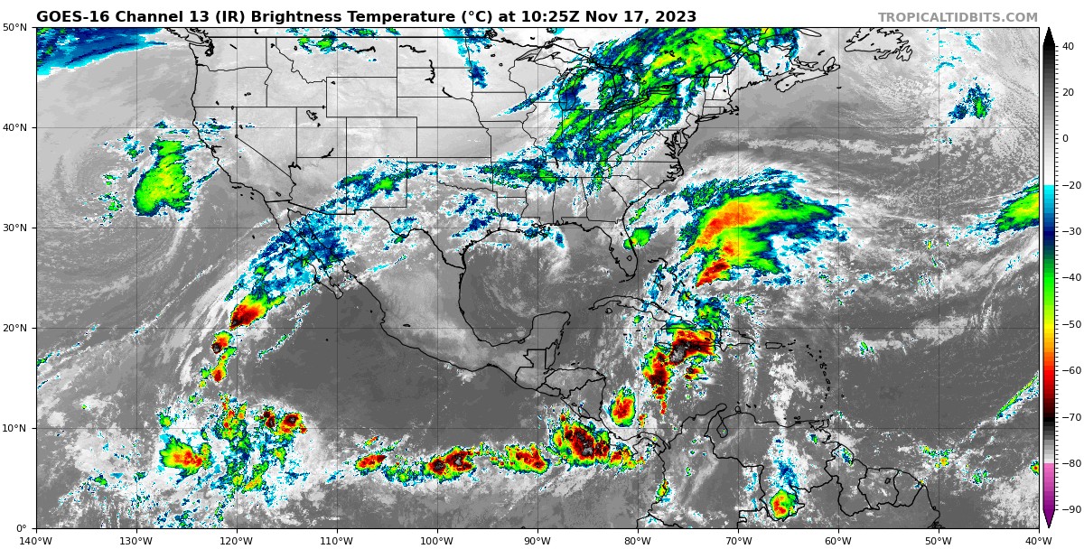 Pronóstico del clima para hoy viernes 17 de noviembre 2023 en Quintana Roo; cielo medio nublado con lluvias aisladas en al entidad.