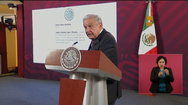 Ratifica AMLO a Arturo Reyes como director del IPN