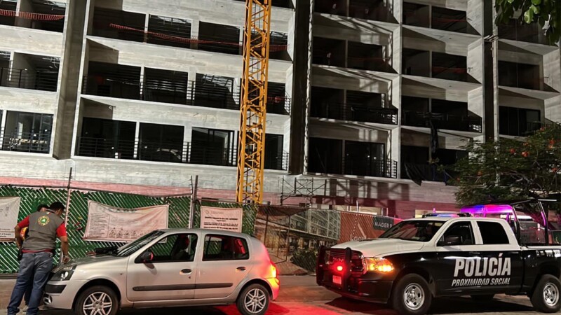 Muere trabajador al caer en una obra de la avenida Nader