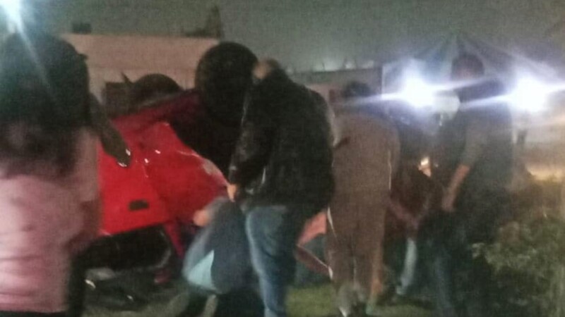 Atropellamiento masivo deriva en la muerte de una joven madre y su bebé (VIDEO)