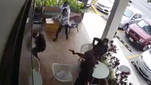 A balazos, privan de la vida a mando policial en Jalisco