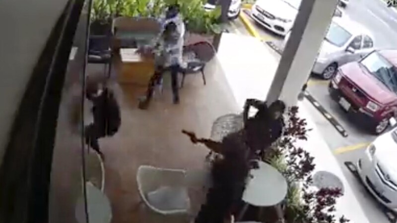 A balazos, privan de la vida a mando policial en Jalisco