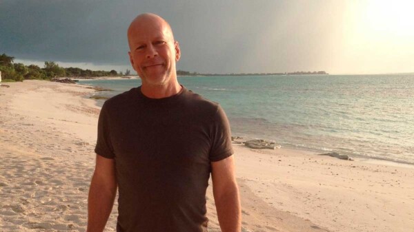 Bruce Willis reaparece en redes sociales celebrando el Día de Acción de Gracias