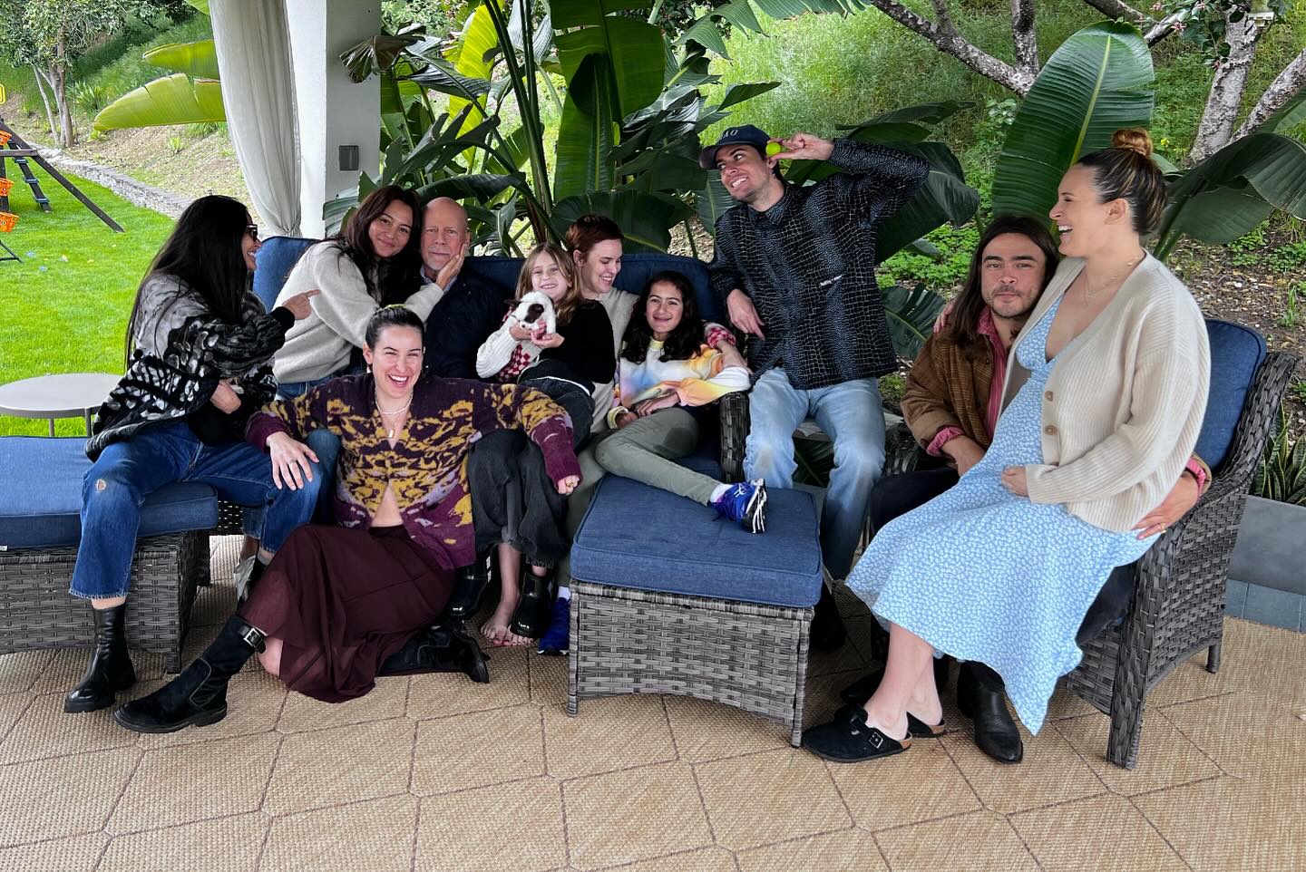 Bruce Willis reaparece en redes sociales celebrando el Día de Acción de Gracias