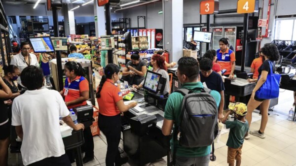 Abren de nuevo cuatro supermercados en Acapulco