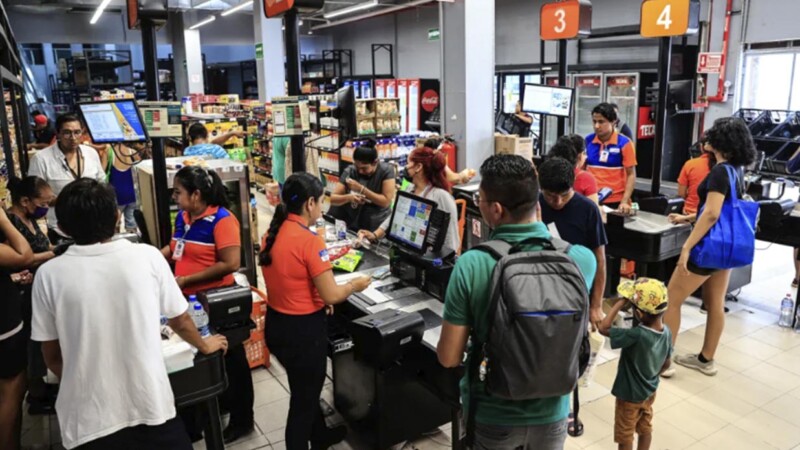 Abren de nuevo cuatro supermercados en Acapulco