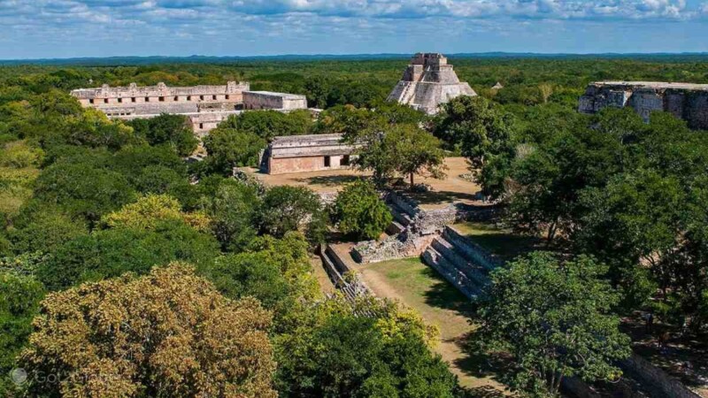 Crece 20% el recorrido por la Zona Arqueológica de Uxmal