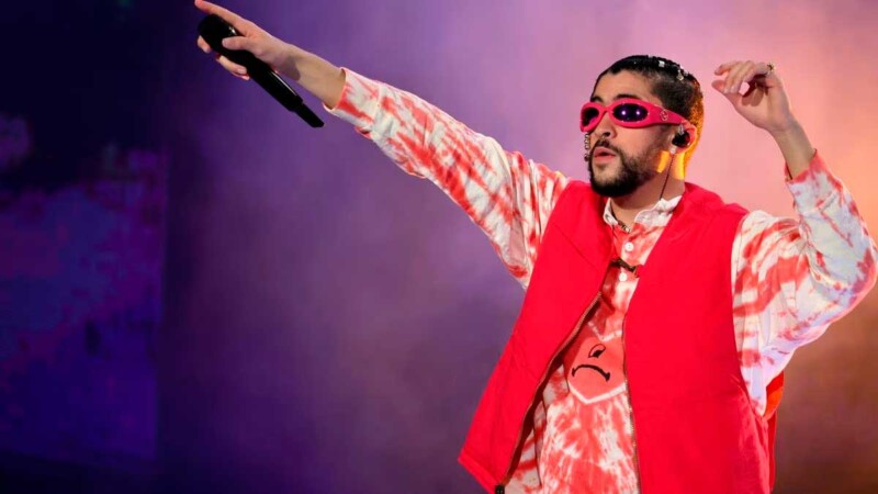 IA lanza reto y advertencia a Bad Bunny tras usar su voz