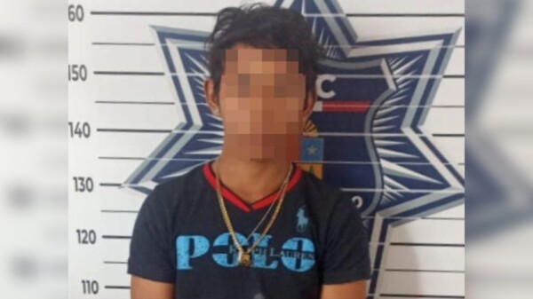 Detienen en la colonia Avante a menor de edad con una moto robada.