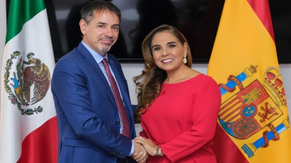 Se reúnen Mara Lezama y el embajador de España, Juan Duarte, para impulsar crecimiento de Quintana Roo