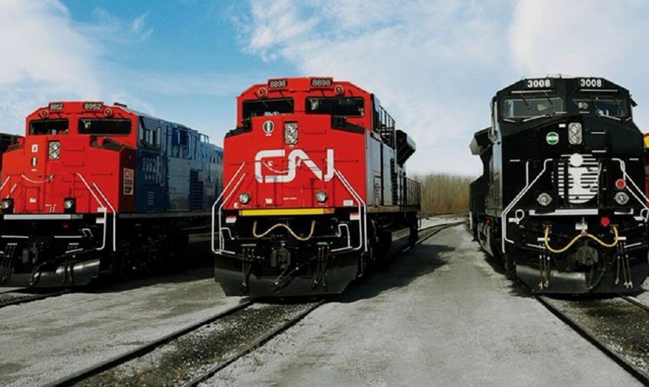 La empresa Canadian Pacific Kansas City, que opera varias líneas de trenes de carga en México, dijo estar comprometida con el gobierno del país sobre la iniciativa del presidente Andrés Manuel López Obrador de reactivar el servicio ferroviario para pasajeros.