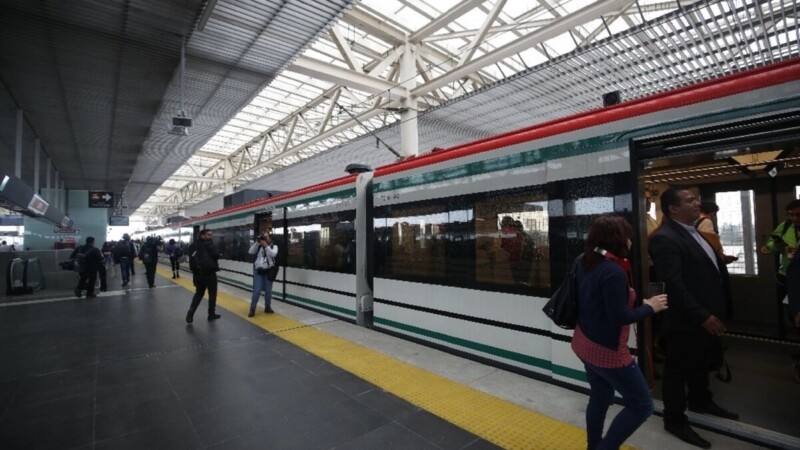 Trenes de pasajeros pueden concretarse en 6 años: AMLO