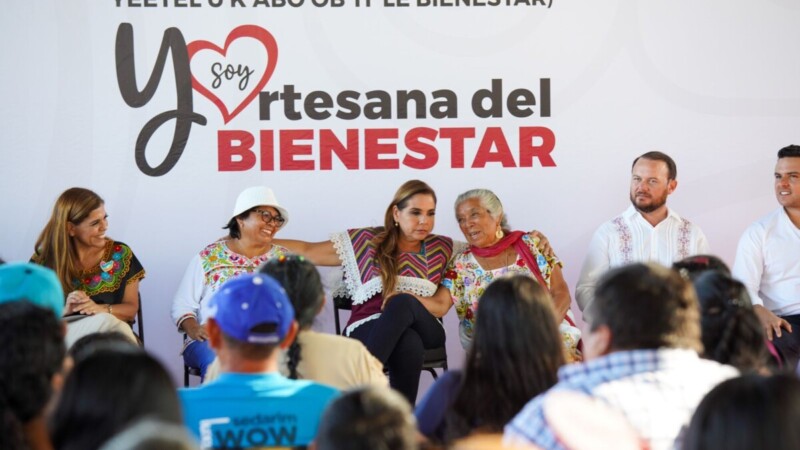 Entrega Mara Lezama más apoyos a artesanos y artesanas de Bacalar