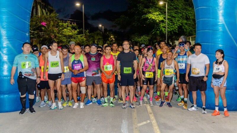 Tulum: Espectacular carrera medio maratón 21K reúne a 450 atletas