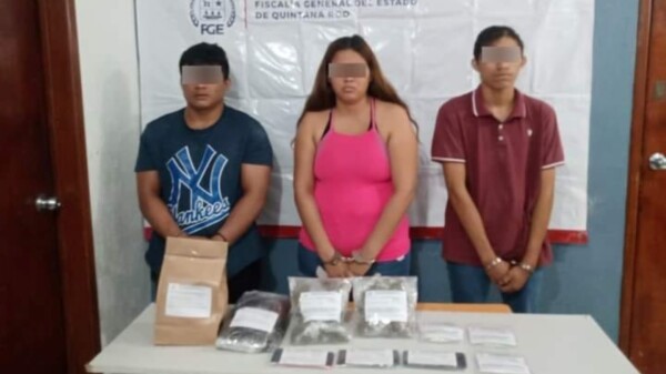 Cayeron con droga en el fraccionamiento Villas Otoch Paraíso de Cancún