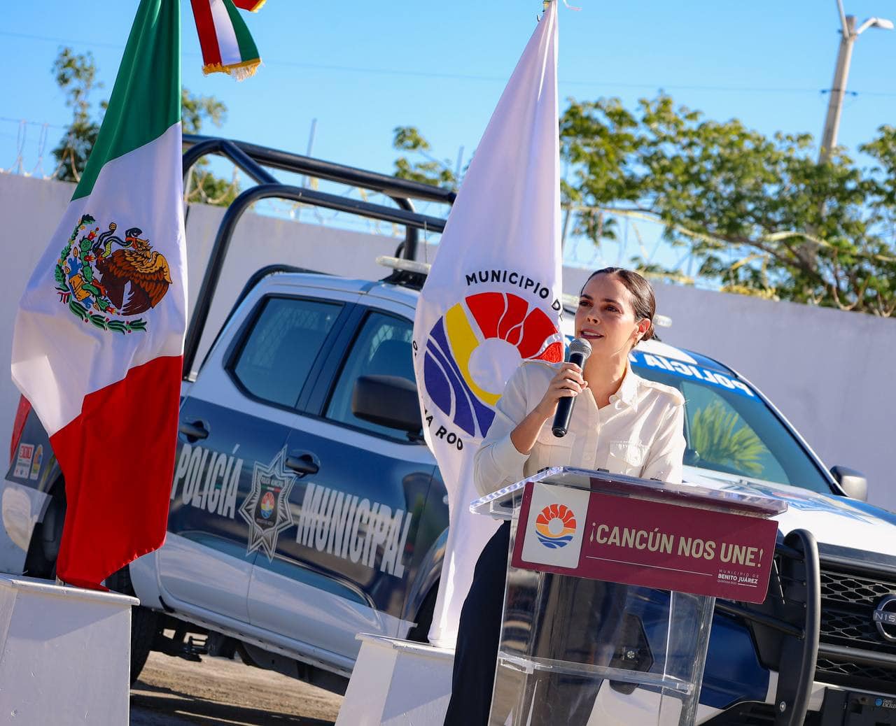 Dignifica Ana Paty Peralta la labor policial en Benito Juárez; gestiona la presidenta municipal significativo aumento salarias a los elementos.