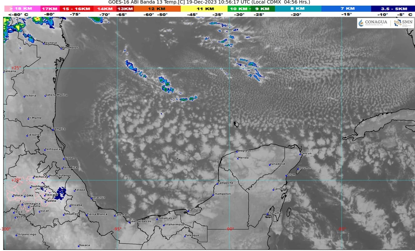 Pronóstico del clima para hoy martes 19 de diciembre 2023 en Quintana Roo; cielo medio nublado durante el día, con lluvias aisladas en el estado.