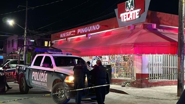 Ejecutan a tiros a encargado de minisúper en la Región 227 de Cancún