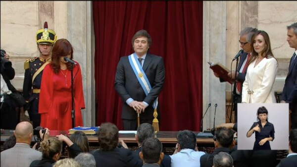 Inicia la era de Javier Milei al frente del Gobierno argentino