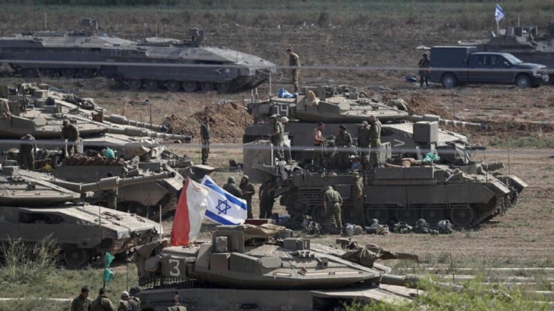Tanques israelíes entran en el sur de la franja de Gaza