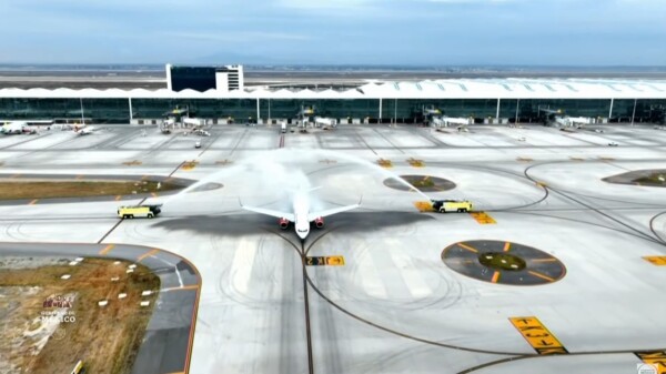 Despega hacía Tulum Mexicana de Aviación