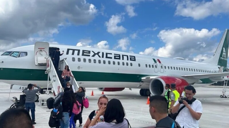 Mexicana llega a Tulum tras obligada escala en Mérida