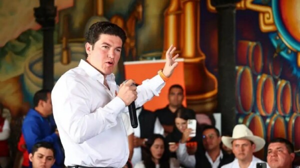 Samuel García reasume como gobernador de Nuevo León