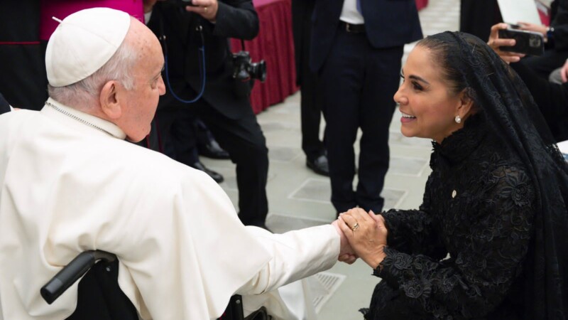 Sostiene Mara Lezama encuentro con el Papa Francisco en Roma
