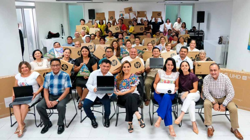 Fortalece Mara Lezama la educación básica con equipamiento tecnológico y la enseñanza de la lengua Maya