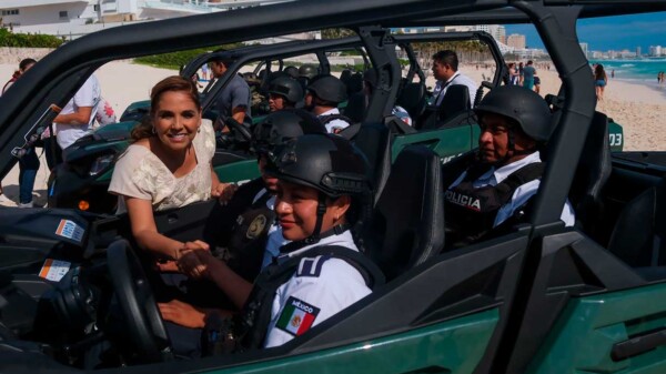 Con entrega de 8 vehículos razer fortalecen vigilancia y atención en playas de Cancún