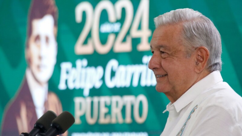 “Algunos políticos quieren que no me ría, que esté petrificado”