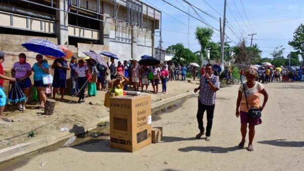 Se apoyará a acapulqueños que aún no tienen escrituras: AMLO