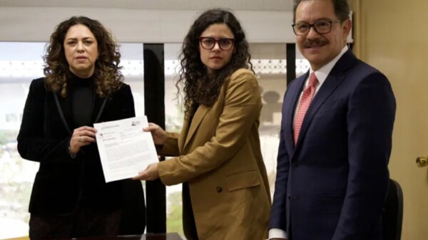 Justifica AMLO petición de juicio político contra juez