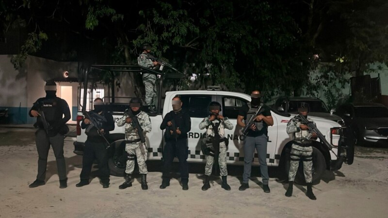 Aseguran droga en tres cateos en Playa del Carmen