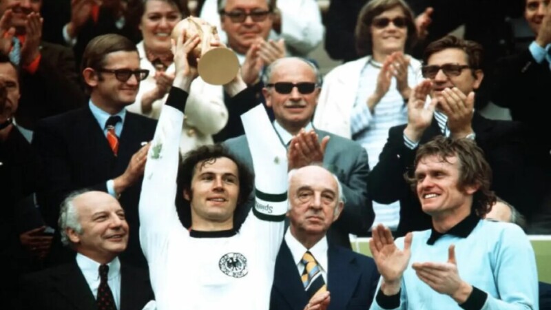 Muere Franz Beckenbauer, ‘El Kaiser’, leyenda alemana